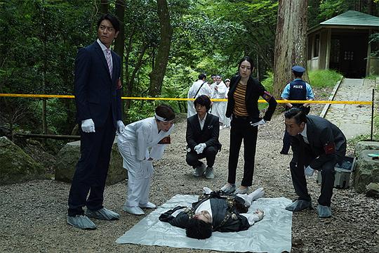 辣妞范儿吻戏视频1000影视海报